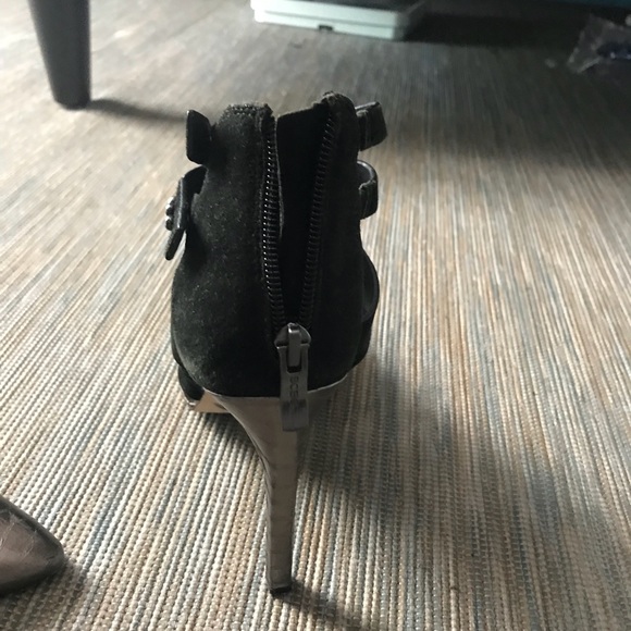 BCBG Strap Snakeskin Metallic Heels - Picture 2 of 8